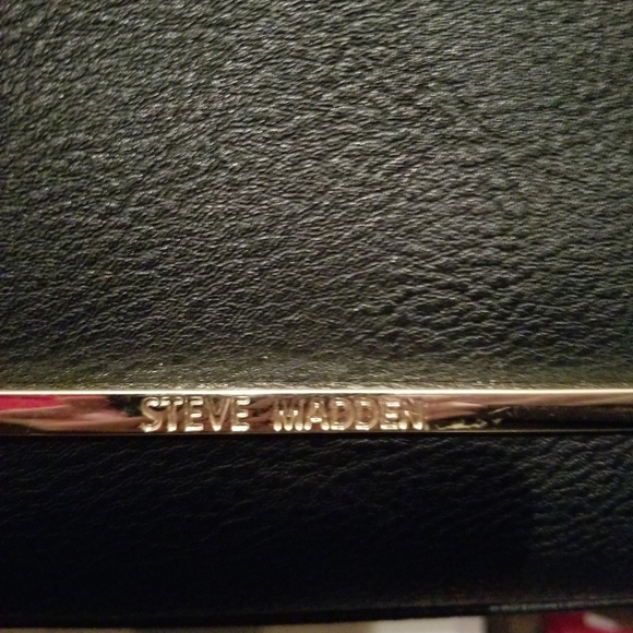 STEVE MADDEN Leather Tote w/coin pouch - Picture 3 of 8